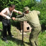 Cât de bine este forate în apă decât un set de instrucțiuni de instalare video cu mâinile lor, o fotografie și prețul (pe) Cât de bine este forate în apă decât un set de instrucțiuni de instalare video cu mâinile lor, o fotografie și prețul