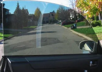 Cum de a elimina rapid masina veche cu geamuri colorate