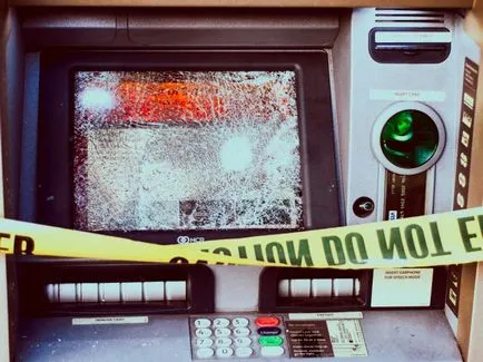 Cum să jefuiască ATM-uri trucuri, viruși și rezistență fizică (cum ar fi virușii) Cum să jefuiască ATM-uri trucuri, viruși și rezistență fizică