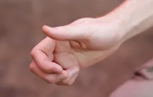 Cum de a juca la chitara de mediator
