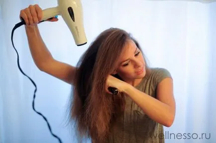 Cum la vânt curling de păr - fotografii și clipuri video (curling) Cum la vânt curling de păr - foto și video