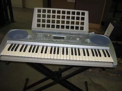 Cum să învețe să joace programul de tastatură de învățare pentru a juca tastatura