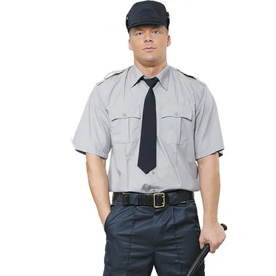 Cum să poarte un tricou cu mâneci scurte