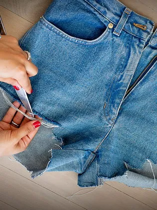 Cum să-și modifice blugi cu mâinile sale și fotografii frumos blugi convertite (blugi) Cum să-și modifice blugi cu mâinile sale și fotografii frumos convertit blugi