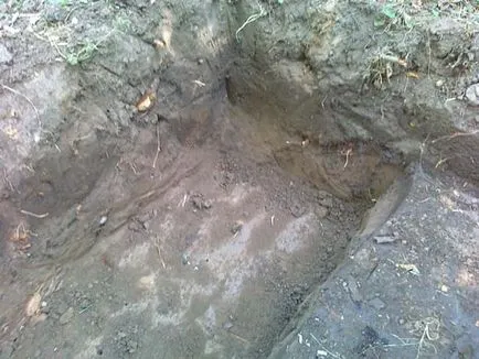 Cum să utilizați o lopată și să sape o gaură drept