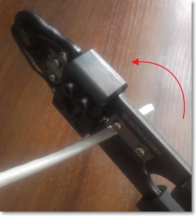 Cum să Sertizați cablu de rețea RJ-45, sfaturi de calculator