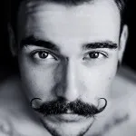 Cum să taie mustață