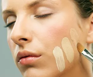 Cum de a alege tonul dreptul de fundație pentru culoarea feței pielii (modul de a alege crema ton) Cum de a alege tonul potrivit de fond de ten de culoare a pielii feței