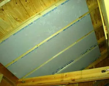 Cum de a izola în mod corespunzător acoperișul mansardat din interior, cu propriile mâini (polistiren expandat) Cum de a izola în mod corespunzător acoperișul mansardat din interiorul propriile sale mâini