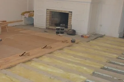 Cum să înlocuiască în mod corespunzător podeaua de lemn în apartament, instrucțiuni detaliate
