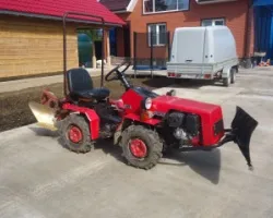 Cum motoblock din mâinile minitractori lui (mini tractor) Cum de mers pe jos de tractor minitractori cu mâinile