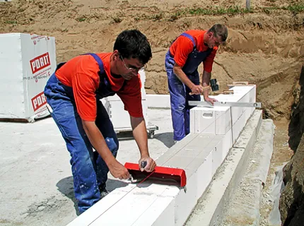 Cum betonul celular cu mâinile lor