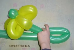 Cum sa faci o floare dintr-un balon