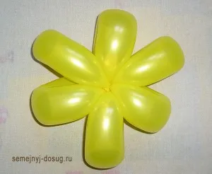 Cum sa faci o floare dintr-un balon