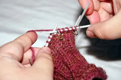Cum să tricot cu un deget degetul mare pană (deget) Cum să tricot cu un deget degetul mare pană