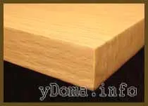 Cornice pentru perdele fereastra cu mâinile