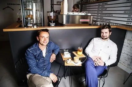 Mix de „Disco Crash“, ca o cruce, și cafenea curățătorie chimică
