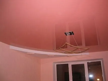 plafon stretch de culoare roz, în fotografie de interior (tensiune) plafon stretch de culoare roz în fotografie interior