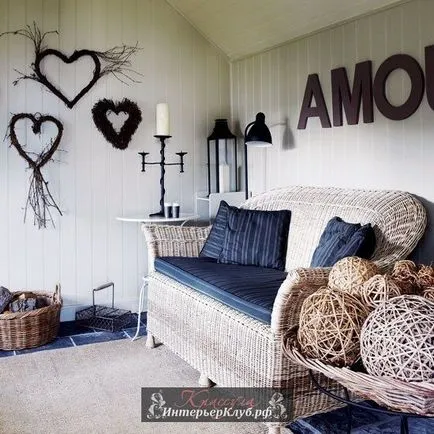 Scrierea pe perete în interiorul idei de decorațiuni interioare