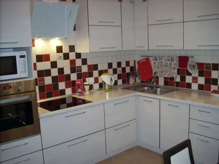 Decorarea gresie bucătărie și tapet (30 poze)