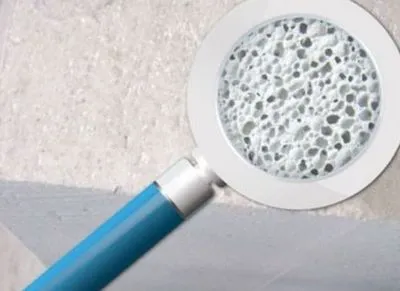 Spuma de beton cu mâinile lor în mediul de origine video (condiții) Spuma de beton cu mâinile lor în mediul video de interior