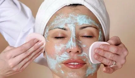 Peeling facial la domiciliu - retete pentru ten gras