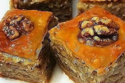 Baklava la domiciliu usloviyah- pas cele mai delicioase retete cu pas (calculate fel de mancare portii) Baklava la domiciliu usloviyah- pas cele mai delicioase retete cu pas