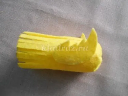 Cadouri de Paste pentru copii de pui cu mâinile lor