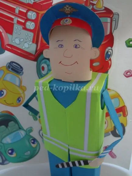 Artizanat pentru regulile de drum cu mâinile lor (hârtie albastră) Artizanat pentru regulile de drum cu mâinile lor