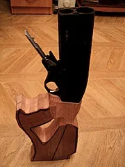 Fundurile cu mâinile lor - o armă populară