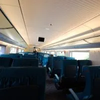 Scaunele de pe tren