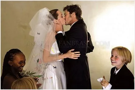 Nunta de Angelina Jolie si Brad Pitt - Foto Video