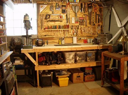 pentru garaj fotografie rafturi (înălțimea tavanului înălțimea limitată) Rafturi pentru garaj fotografie