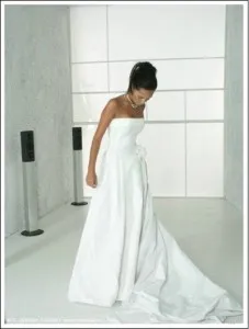 Rochie de nunta ca un idol, de sex feminin QLI Journal