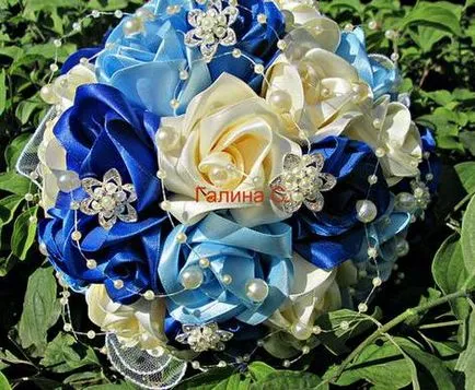 Buchet de panglici din satin, fuziunea de stiluri