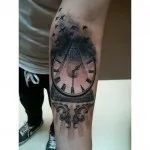 ceasuri de valoare tatuaj, fotografii și cele mai bune schițe (clepsidră înseamnă) Tatuaj valoare de ceas, iar cele mai bune miniaturile foto