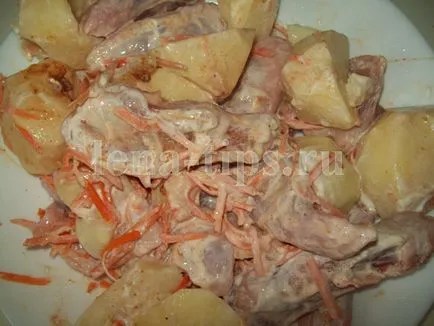 Cartofi copti cu carne de pui in multivarka (reteta cu foto), retete delicioase cu imagini