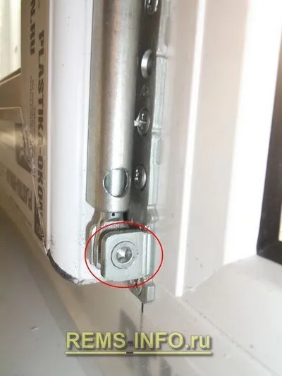 Instalarea de usi din plastic cu mâinile lor, usi (din plastic) Instalarea de usi din plastic cu mâinile lor, ușa