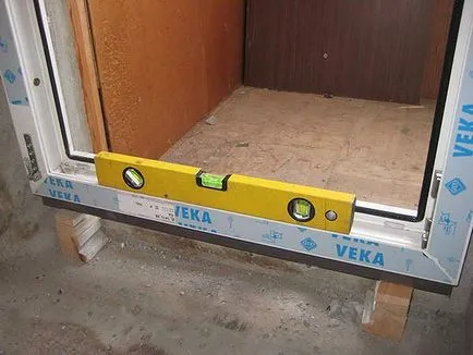 Instalarea de usi din plastic cu imagini video sale mâini, cum să se stabilească propriile lor, și metal și plastic (cu mâinile) Instalarea de usi din plastic cu imagini video sale mâini, cum să se stabilească propriile lor, și din metal și plastic
