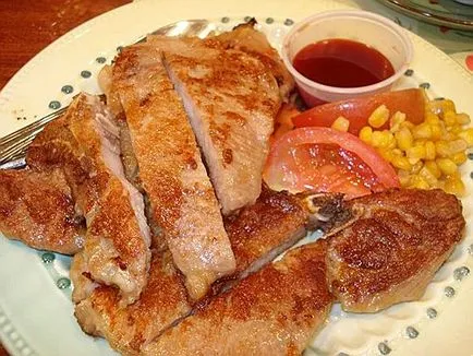carne de porc delicios și moale, într-o tigaie
