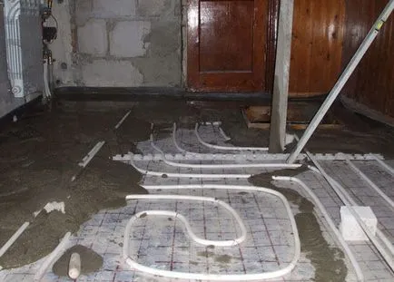 Umple prin pardoseală cum să corect și cum să umple șapei, orice soluție la sapa semi-uscat (mortar) Umple prin pardoseală cum să corect și cum să umple șapei, orice soluție, sapa uscat