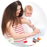 Că nu ar trebui să aibă o mamă care alăptează Că nu ar trebui să aibă o mamă care alăptează