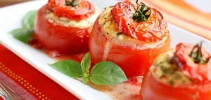 Carne de vită în cuptor cu roșii Carne de vită în cuptor cu roșii