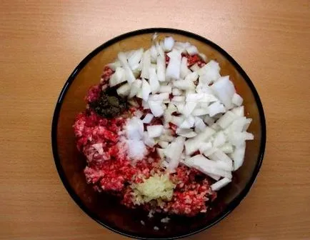 Carne de vită în cuptor cu roșii Carne de vită în cuptor cu roșii