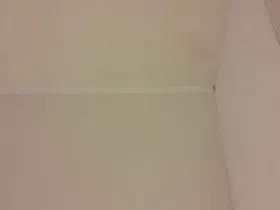 Cum să clei muluri tavane din colțuri Cum să clei muluri tavane din colțuri