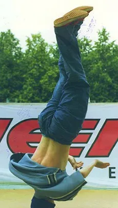 Cum să se rotească pe cap Cum să se rotească pe cap
