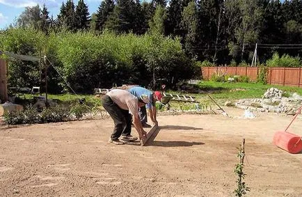 Cum să semene toată iarba de gazon Cum să semene toată iarba de gazon