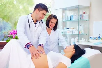 În timp ce în străinătate