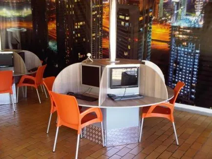 Clubul de calculatoare-l