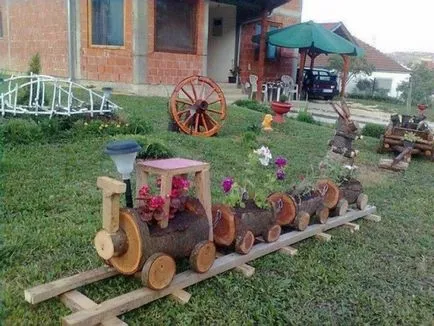 Cu mâinile în curtea din spate